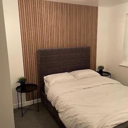 Stunning Central Apartment With Free Parking 셰필드 외부 사진
