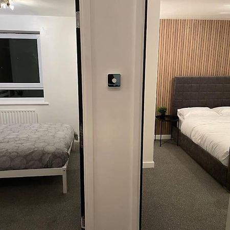 Stunning Central Apartment With Free Parking 셰필드 외부 사진